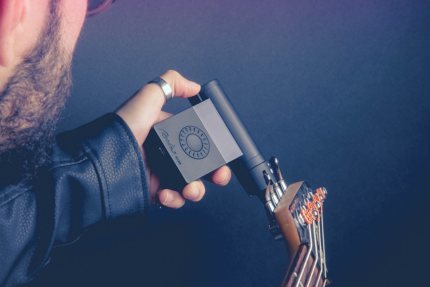 Roadie Bass - Standalone Automatic Smart Guitar Tuner for all String Instruments (Bass, Guitar, Mandolin, Banjo,Ukulele) Compatible with Smartphones & 8 Roadie Bass - Standalone Automatic Smart Guitar Tuner for all String Instruments (Bass, Guitar, Mandolin, Banjo,Ukulele) Compatible with Smartphones & - Image 8