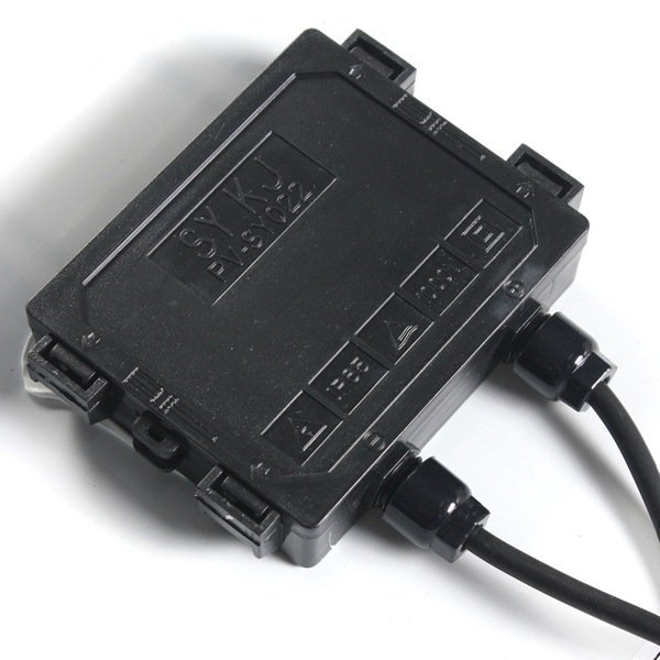 12V 100W 1000 X 670 X 30MM PolyCrystalline Solar Panel With Cable 6 12V 100W 1000 X 670 X 30MM PolyCrystalline Solar Panel With Cable - Image 6