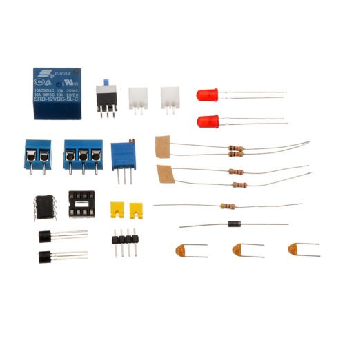 DIY LM393 Voltage Comparator Module Kit with Reverse Protection Band Indicating Multifunctional 12V Voltage Comparator Circuit 9