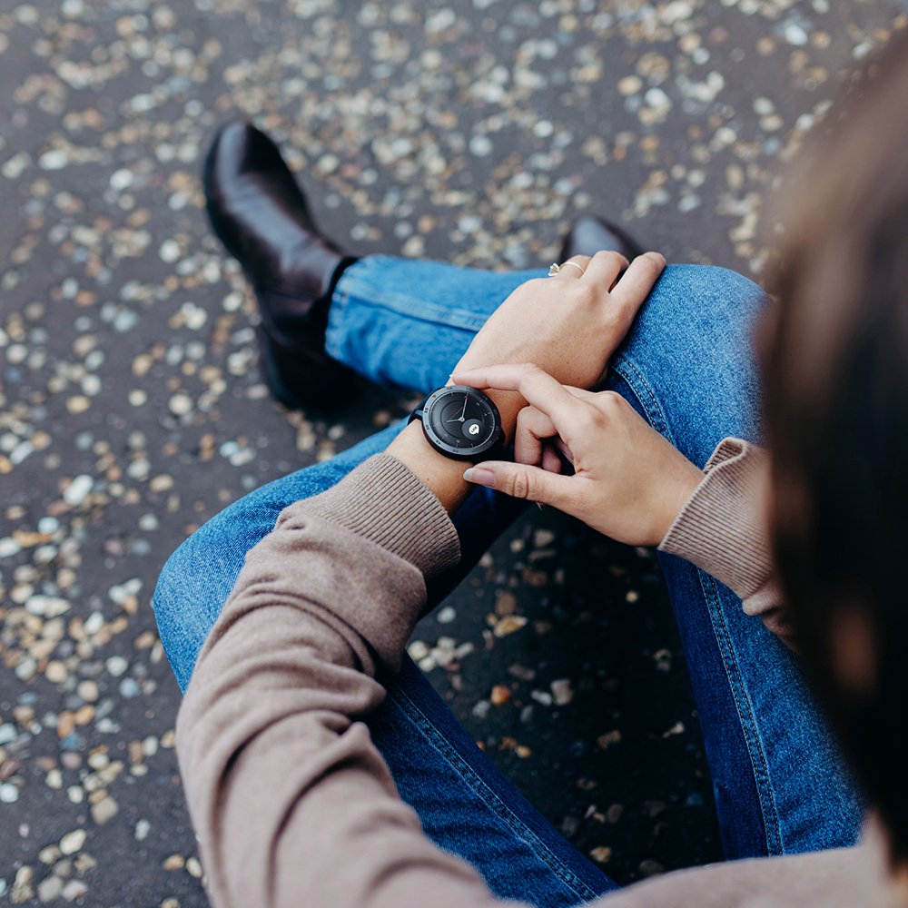 Zeblaze HYBRID Heart Rate Blood Pressure Monitor Real-time Weather Temperature Goal Reminders Dual Modes Mechanical Hands Smart Watch 12 Zeblaze HYBRID Heart Rate Blood Pressure Monitor Real-time Weather Temperature Goal Reminders Dual Modes Mechanical Hands Smart Watch - Image 12