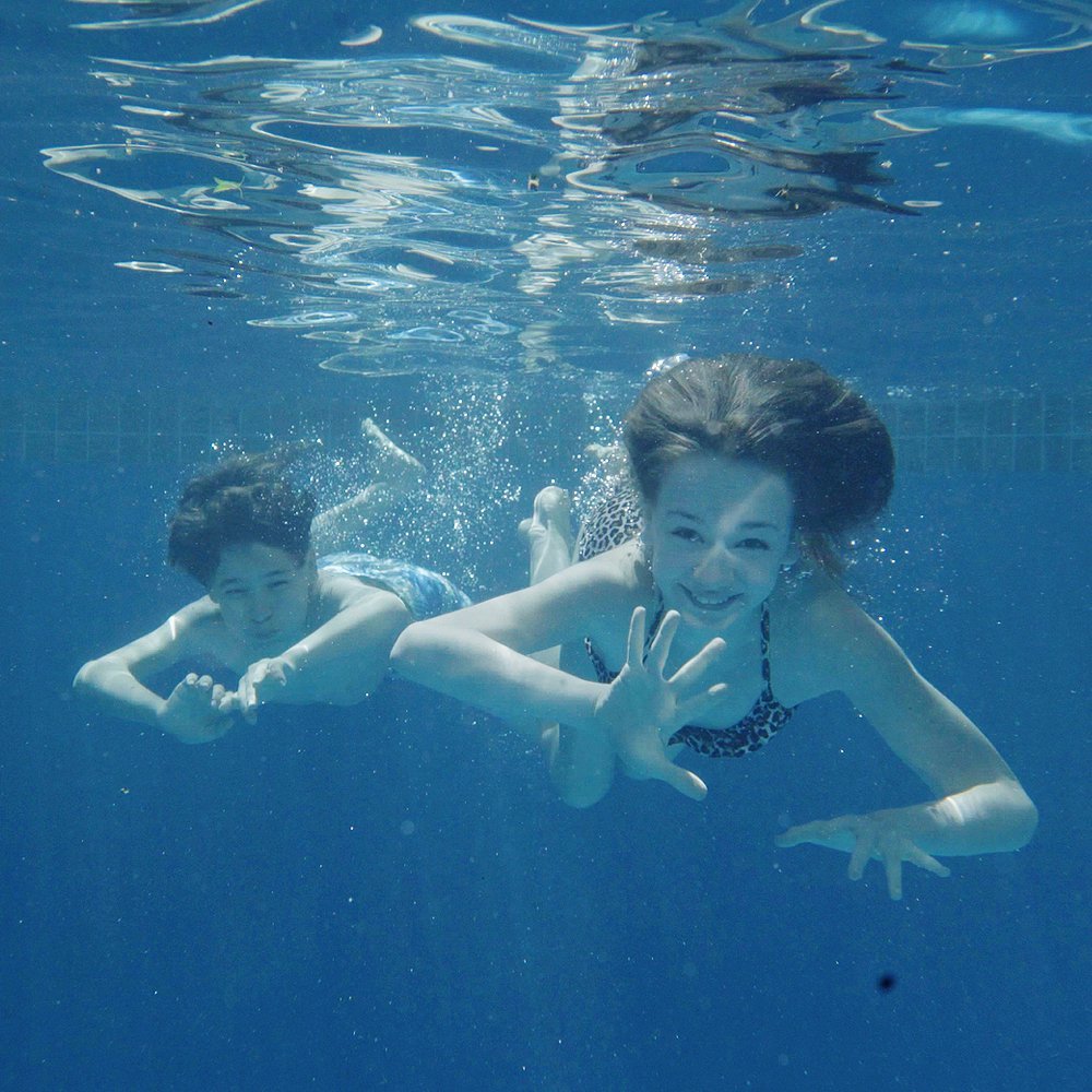 Robosea BIKI, Submersible Wireless Remote Control Underwater Drone with 4K HD Camera, WIFI Connection Bionic Design Fish Robot Pet In Pools Lakes, Col 5 Robosea BIKI, Submersible Wireless Remote Control Underwater Drone with 4K HD Camera, WIFI Connection Bionic Design Fish Robot Pet In Pools Lakes, Col - Image 5