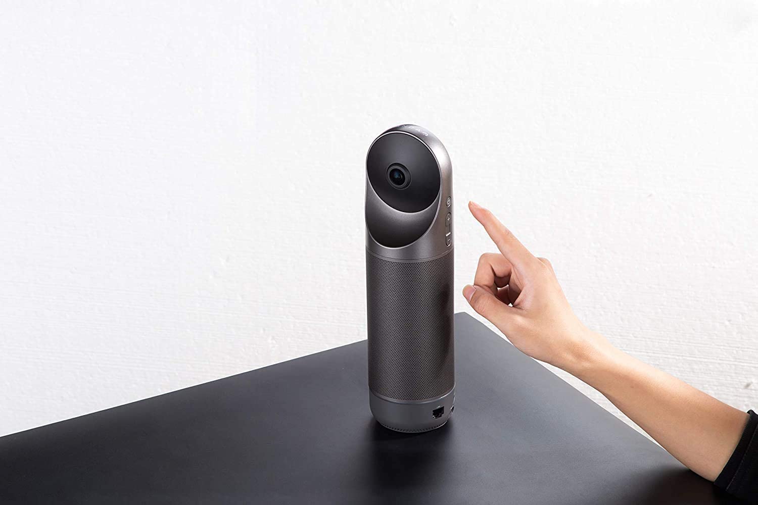 Kandao Meeting Pro All-in-One 360 Degree Conference Camera 6 Kandao Meeting Pro All-in-One 360 Degree Conference Camera - Image 6