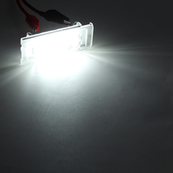 2pcs 18LED Tail License Plate Lights Lamp for Audi TT 8n 99-06 5 2pcs 18LED Tail License Plate Lights Lamp for Audi TT 8n 99-06 - Image 5