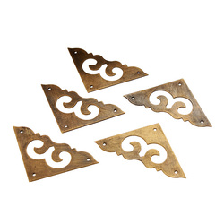 4pcs Brass Antique Jewelry Box Corner Angle Of Protection For Cupboard Cabinet Dresser 2 4pcs Brass Antique Jewelry Box Corner Angle Of Protection For Cupboard Cabinet Dresser - Image 2