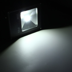 30W Waterproof IP65 White/Warm White LED Flood Light Outdoor Garden Security Lamp 3 30W Waterproof IP65 White/Warm White LED Flood Light Outdoor Garden Security Lamp - Image 3