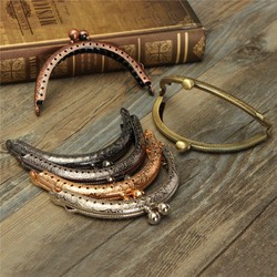 8.5cm x 6.5cm Metal Purse Bag Frame Kiss Clasp Lock Wallet Clip DIY Craft Decorations 2 8.5cm x 6.5cm Metal Purse Bag Frame Kiss Clasp Lock Wallet Clip DIY Craft Decorations - Image 2