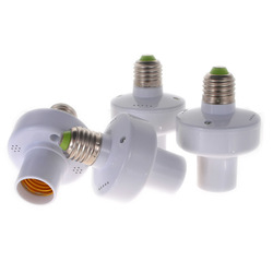 E27 Wireless Remote Control Lamp Holders Set White 3 E27 Wireless Remote Control Lamp Holders Set White - Image 3