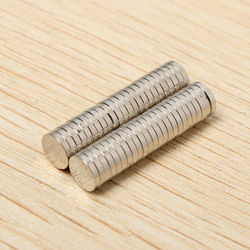 50pcs D5x1mm N35 Neodymium Magnets Rare Earth Strong Magnet 3 50pcs D5x1mm N35 Neodymium Magnets Rare Earth Strong Magnet - Image 3
