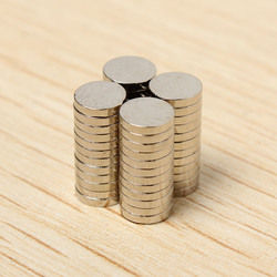 50pcs D5x1mm N35 Neodymium Magnets Rare Earth Strong Magnet 4 50pcs D5x1mm N35 Neodymium Magnets Rare Earth Strong Magnet - Image 4