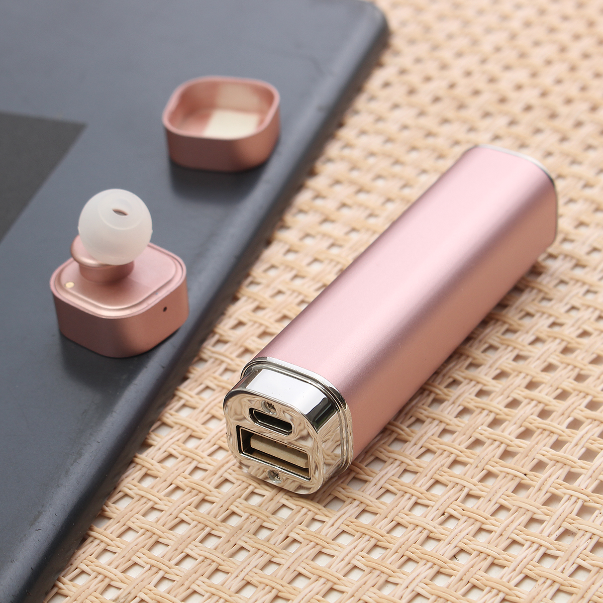 2-in-1 Portable Mini Wireless bluetooth Earphone Headphone With USB Power Bank 7 2-in-1 Portable Mini Wireless bluetooth Earphone Headphone With USB Power Bank - Image 7