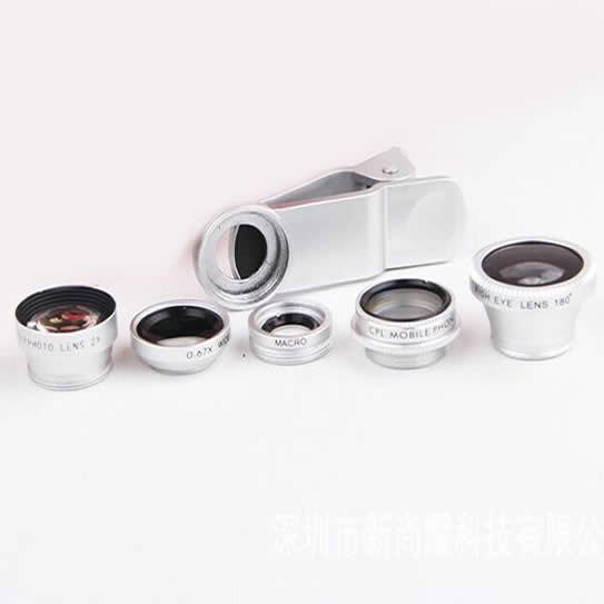 Clear Image with 5 Clip and Snap Lens for your Smartphone 1