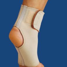 Thermoskin Ankle Wrap Medium Beige
