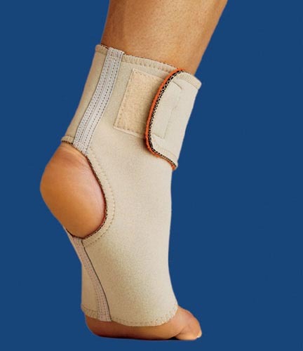 Thermoskin Ankle Wrap Medium Beige 1 Thermoskin Ankle Wrap Medium Beige
