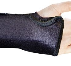 ProStyle Stabilized Wrist Wrap Right  Universal  4  - 11