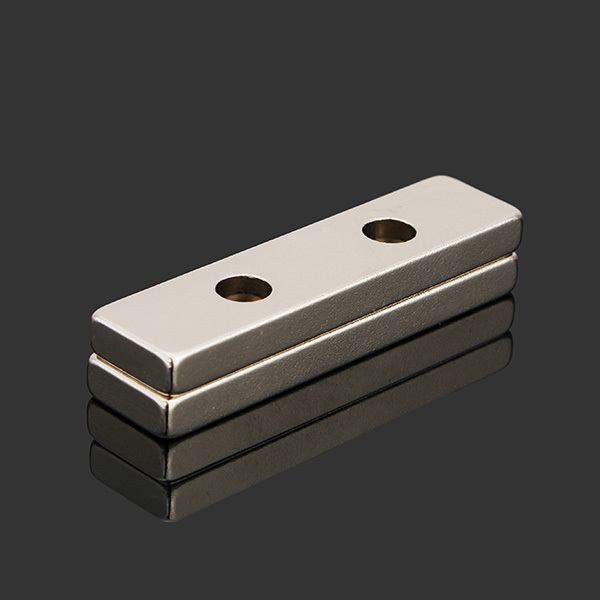 2pcs N35 40x10x4mm Strong Block Magnets Countersunk Rare Earth Neodymium Magnets with 2 Holes 1