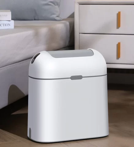 Joybos® Spaceman Smart Sensor Trash Can with Butterfly lid 4