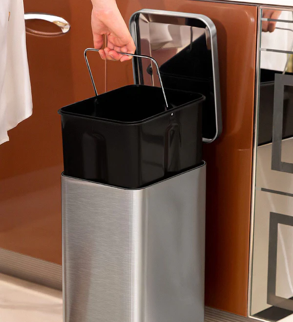 Joybos® 18 Liter/4.75 Gallon Stainless Steel Garbage Can with Lid 8 Joybos® 18 Liter/4.75 Gallon Stainless Steel Garbage Can with Lid - Image 8