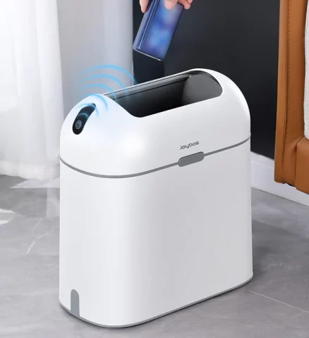 Joybos® Spaceman Smart Sensor Trash Can with Butterfly lid 5