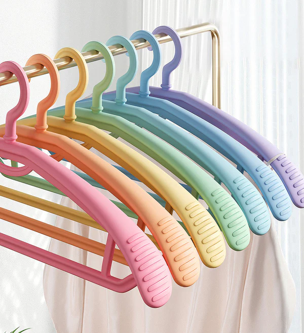Joybos® Non-Slip Plastic Space Saving Hangers in Rainbow Colors F126 5 Joybos® Non-Slip Plastic Space Saving Hangers in Rainbow Colors F126 - Image 5