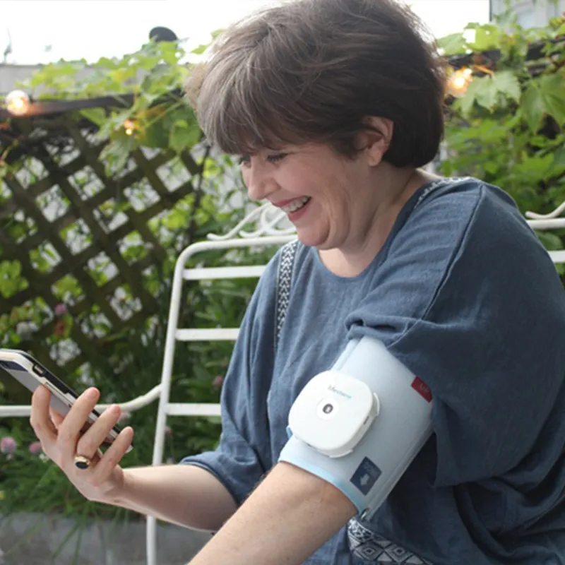 Smart Portable 6 in 1 Remote Health Monitor Track 6 Key Health Vitals 5 Smart Portable 6 in 1 Remote Health Monitor Track 6 Key Health Vitals - Image 5