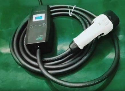 Khons Portable Electric Car Charger 11kw 7kw Charger Type2 Charger Cable 16A 32A EV Charger Three Phase EVSE Charging Box 11