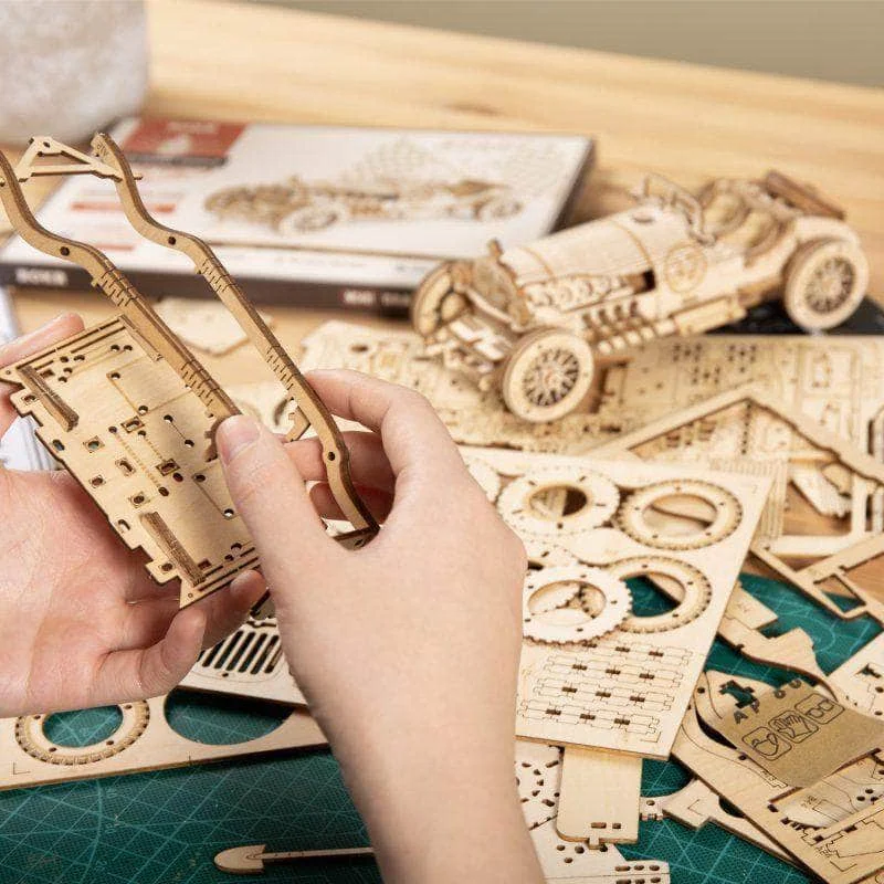 Wooden Grand Prix Car MC401 2 Wooden Grand Prix Car MC401 - Image 2