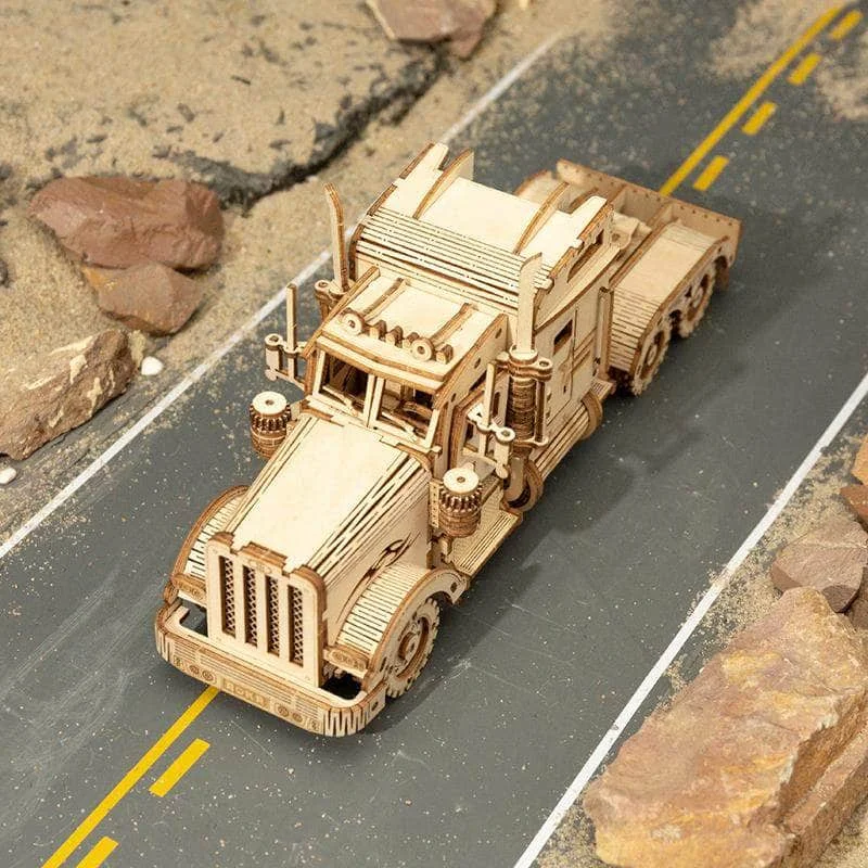 Wooden Scale Model Heavy Truck MC502 7 Wooden Scale Model Heavy Truck MC502 - Image 7